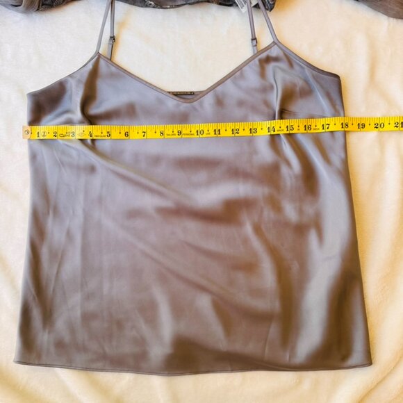 Elie Tahari grey chiffon Hallie blouse with floral embroidery, size S. - Picture 7 of 9